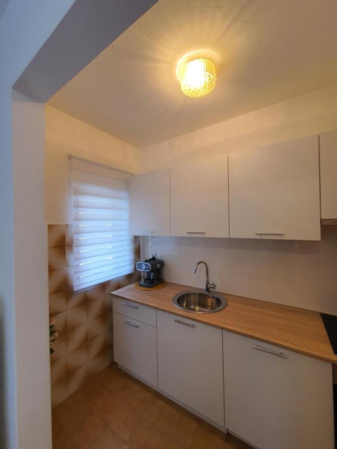 Apartments Luciana & Helena プーラ エクステリア 写真