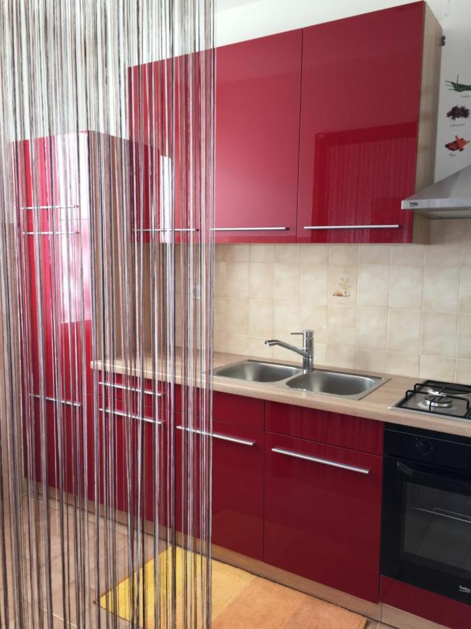 Apartments Luciana & Helena プーラ エクステリア 写真